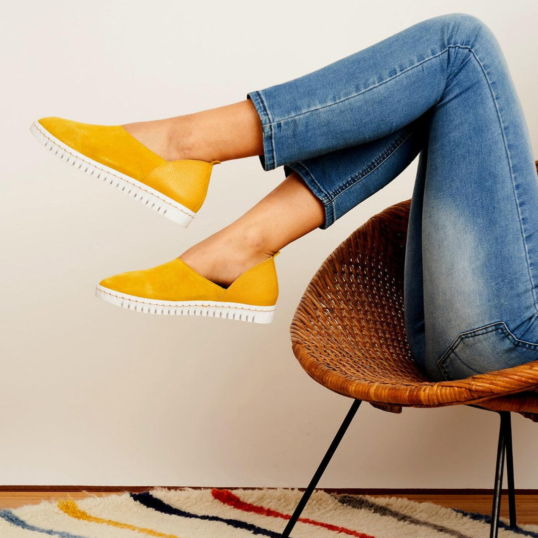 Mustard coloured flat shoes online